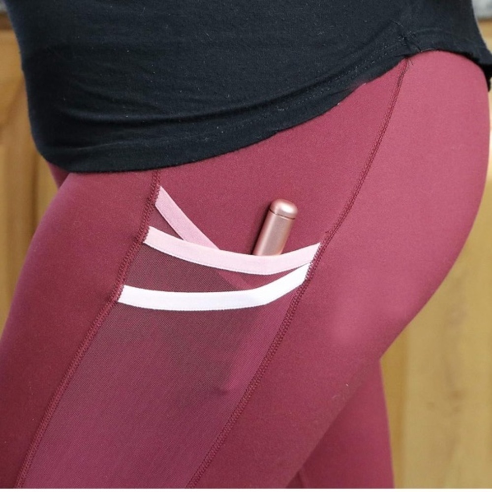 Fabletics Leggings Size M - image 2